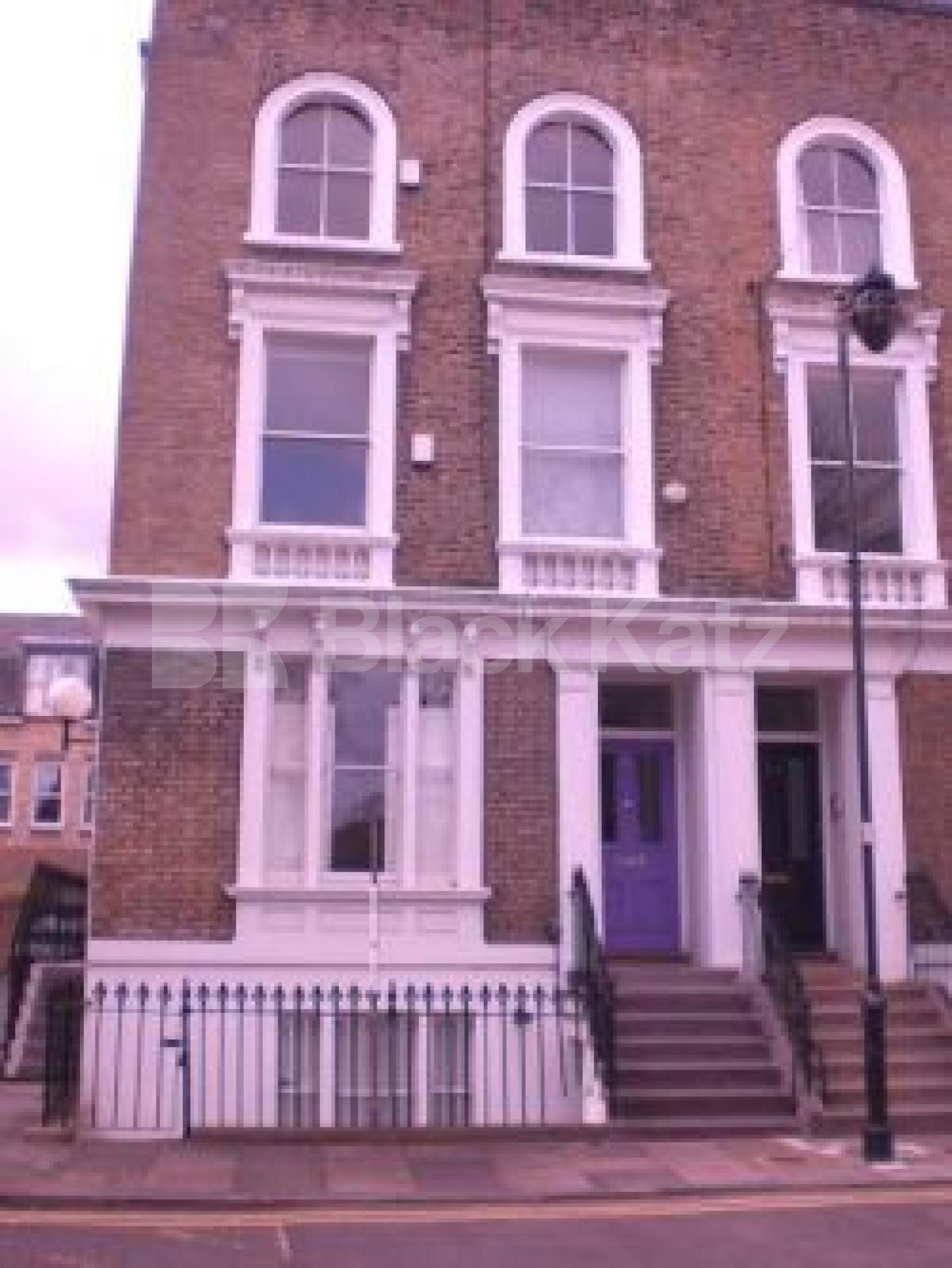 			1 Bedroom, 1 bath, 1 reception Flat			 Wallace Road, CANNONBURY N1 N1